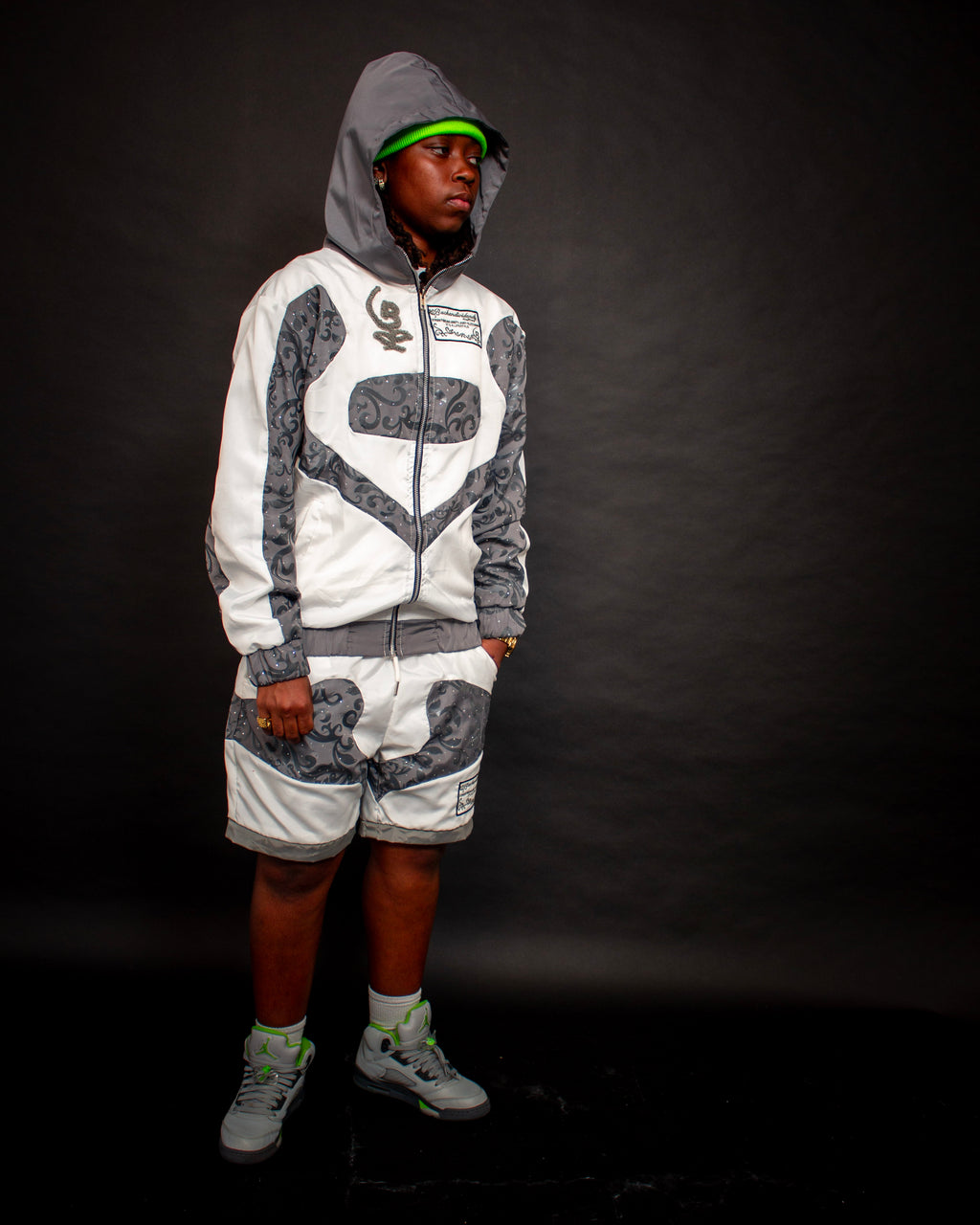 FLORAL WINDBREAKER SHORTS