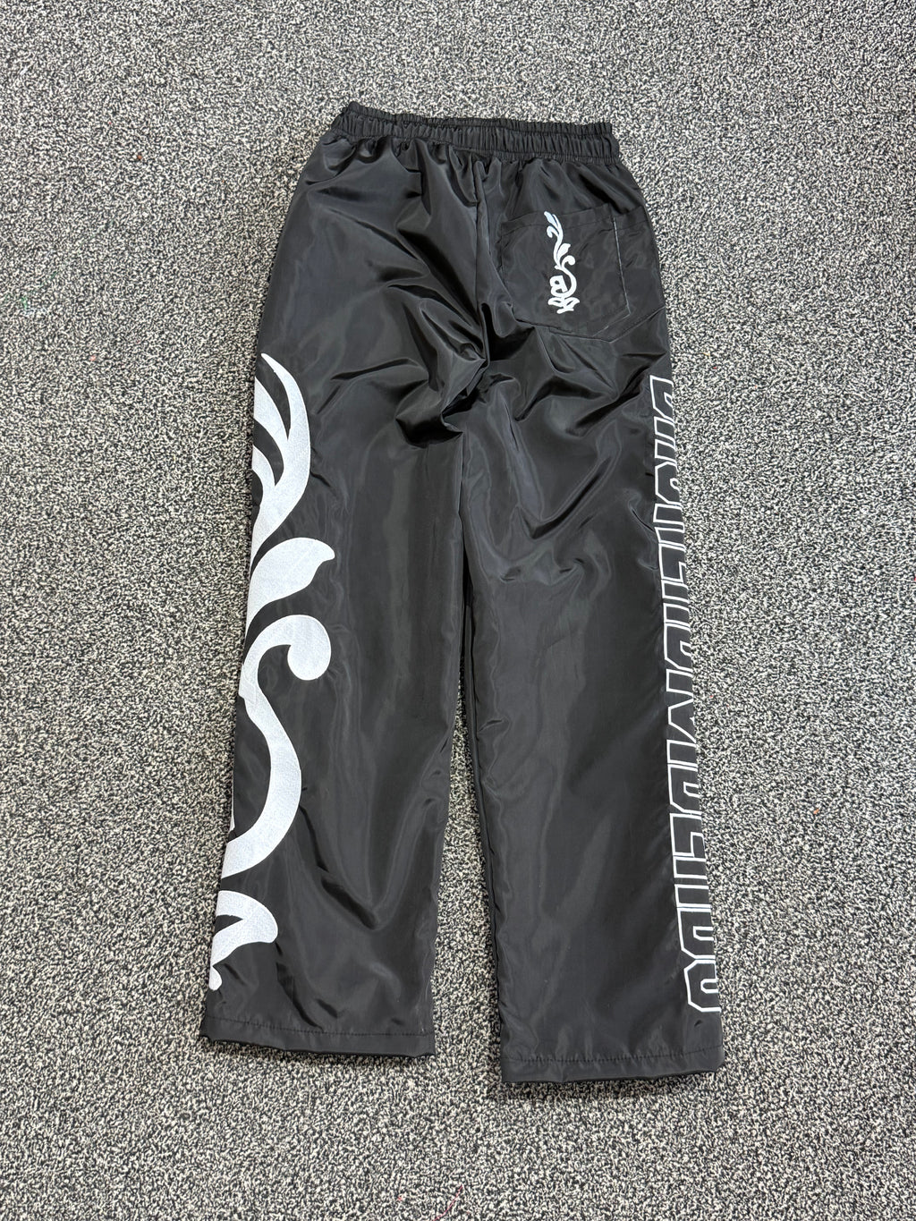 BACKEND NYLON WINDBREAKER PANTS